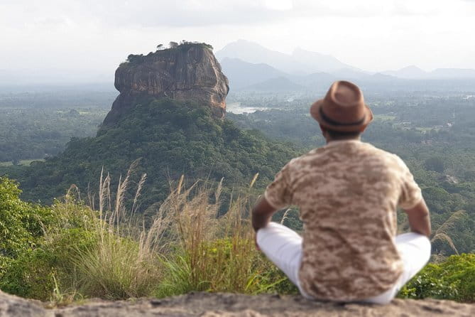 12 Days Tour Grand Discovery of Sri Lanka - Dambulla caves, Matale spice tastings, and the Temple of the Tooth