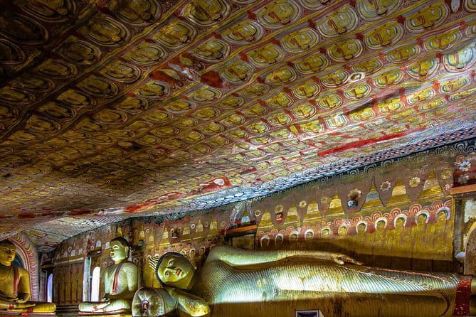 2 Night /3 Days-Highlights of Sri Lanka (Days Can be extended) - Day 2 in the Cultural Triangle: Dambulla Cave Temple and the Sigiriya climb