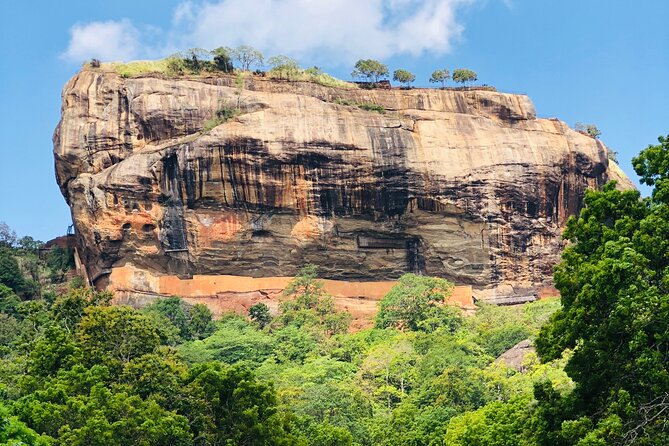 3-Day Heart of Sri Lanka, Kandy, Wonder 8 Sigiriya, Nuwara Eliya-Little England - A short Sri Lanka loop that fits real schedules