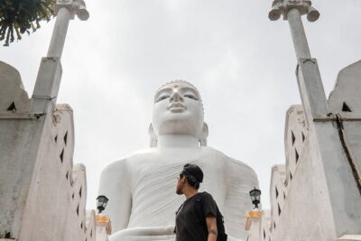 4 Days Private Tour In Sri Lanka - Day 1: Arrival at Bandaranaike and your Kandy introduction