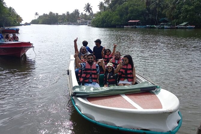 7 days Sri Lanka | 4 star hotels with BB | Private tour - Day 4: Dambulla Cave Temple, then Kandy in the hills