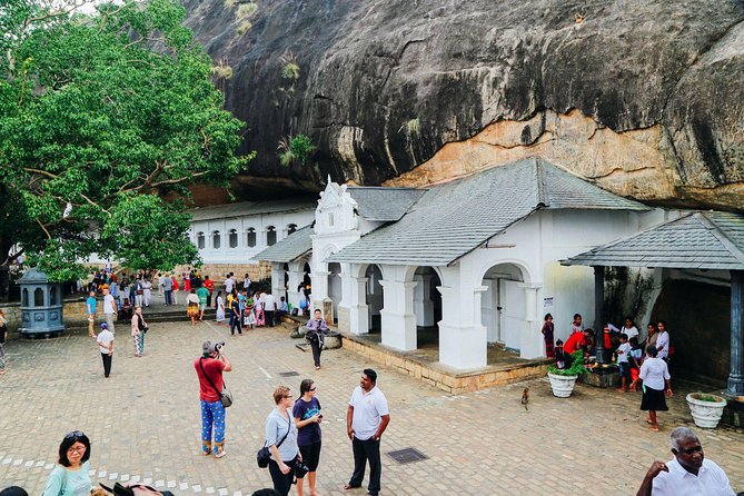 8-Day Private Ramayana Trail Tour from Colombo - Nuwara Eliya to Kandy: Gayathri Peedam and Ramboda’s Sri Bhakta Hanuman Temple