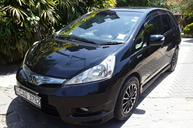 AirPort CMB to Colombo (Private Taxi 24/7) Car, Van, Minibus - The Drive: AC Comfort, Highway Tolls, and a Safer First Impression