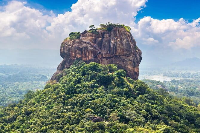 Airport Taxi Transfers from Colombo Airport to Sigiriya - Key things to know before you go