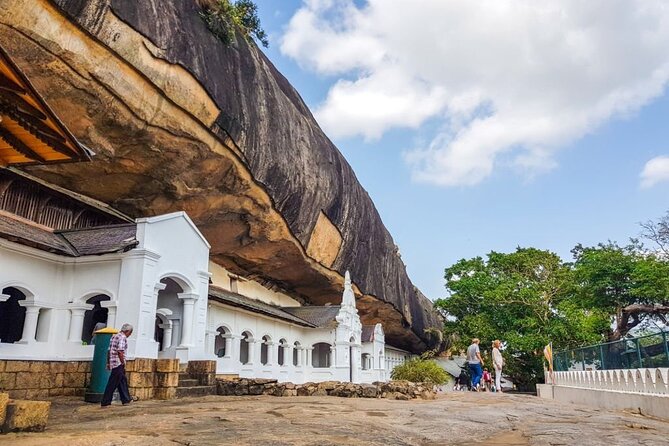 All Inclusive Sigiriya and Dambulla Private Day Tour from Colombo - Price and value check: is $190 per person fair?