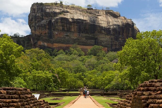 All-inclusive Sigiriya, Dambulla and Wildlife Safari from Colombo - Sigiriya Rock Fortress: UNESCO ruins with a human guide