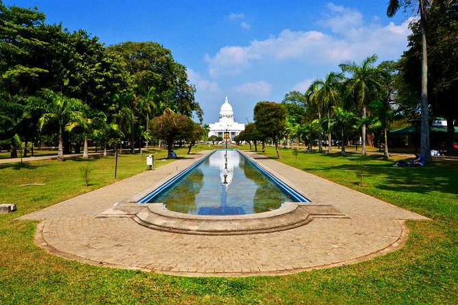 Colombo City Drive by Bookingmart Holidays Pvt Ltd - National Museum First: A Fast Route to Colombo’s Cultural Context