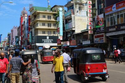 Colombo City Drive by Bookingmart Holidays Pvt Ltd - Petah Market: Street Life, Shopping Chaos, and How to Get Value