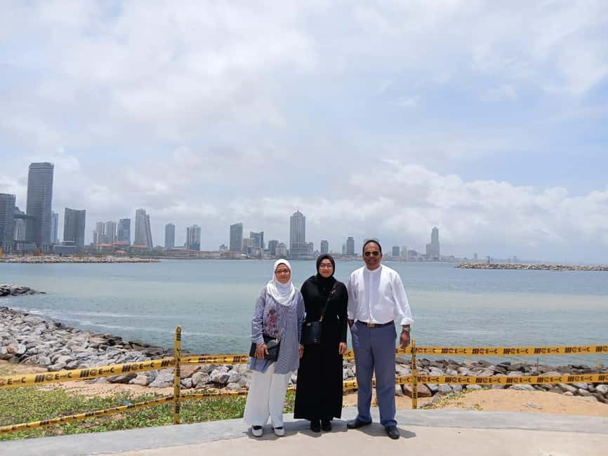Colombo: City Sightseeing Tour by Car with Driver-Guide - Viharamahadevi Park and Lotus Tower: a calm break, then city-height views