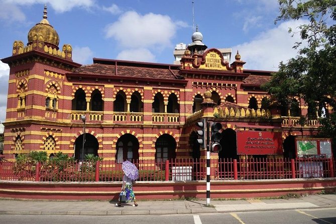Colombo City Tour by Car – Private & All-Inclusive - A Quick Tea Stop at Zylen Tea Factory Outlet