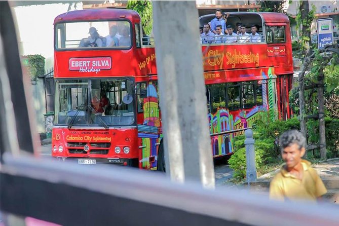 Colombo City Tour by Open-Deck Bus - Colombo Lighthouse: a quick stop with a meaningful origin