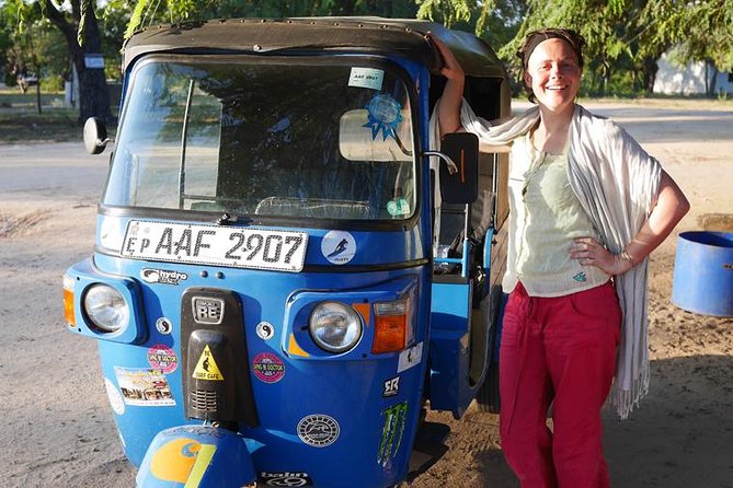 Colombo City Tour By Tuk Tuk - From World Trade Center to a quick CBD walk