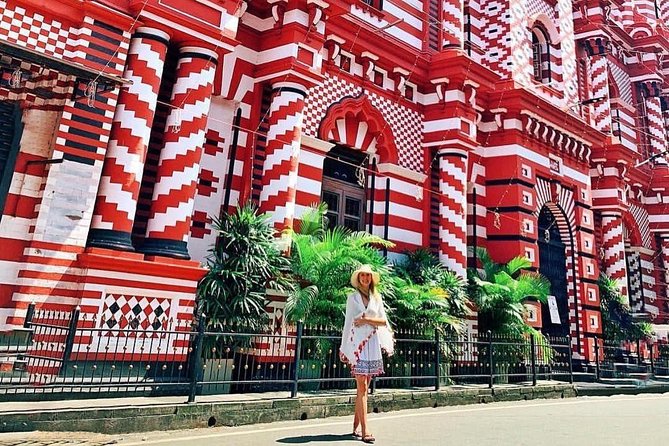 Colombo City Tour Highlights - Stop 1: Colombo Galbokka Lighthouse and the Harbor Power