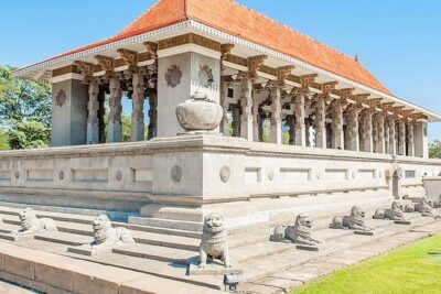 Colombo City Tour Highlights - Pettah Sprint: Fresh King Coconuts and Street-Food Energy