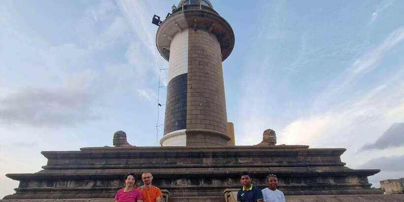 Colombo: Private City Tour by Tuk Tuk with Hotel Pickup - Buddhist, Hindu, a Church, and the Red Mosque: One Day, Many Faiths