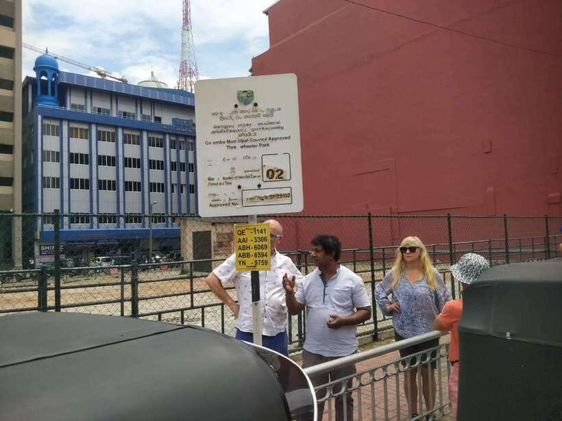 Colombo Sightseeing Private Tour by Tuk Tuk MorningOREvening - Key highlights
