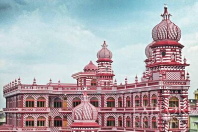 Colombo Walking Tour with Ajeet De Soyza - Currency Museum and old department-store Colombo: why the details matter