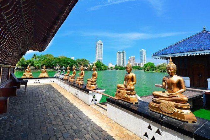 Colombo Walking Tour with Ajeet De Soyza - Gangaramaya (Vihara): the one place where you budget extra