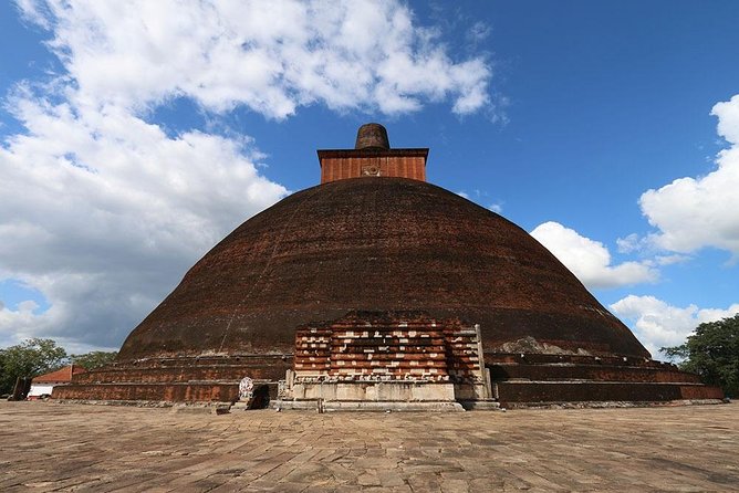Day Tour Anuradhapura from Kandy by Lux Tours Lanka - The Lux Tours Lanka difference: guide care and “it just works” comfort