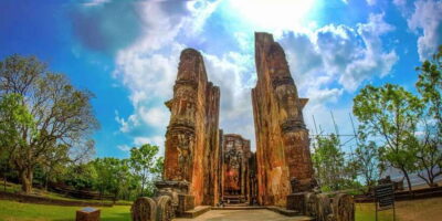 Day Trip to the Ancient Capital of Polonnaruwa From Colombo - Colombo to Polonnaruwa: long day, clear flow