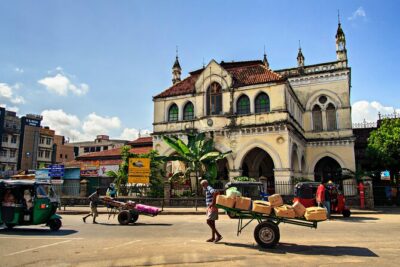 Explore Colombo by Tuk Tuk – All Entry Fees Included - Price and value: $33 that covers the parts people hate paying for