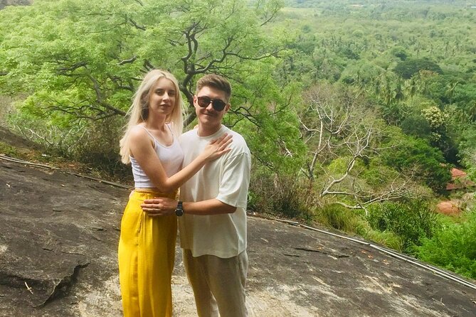 From Colombo: Sigiriya and Dambulla Day Trip and Safari - Food, coffee, and why the schedule can wobble
