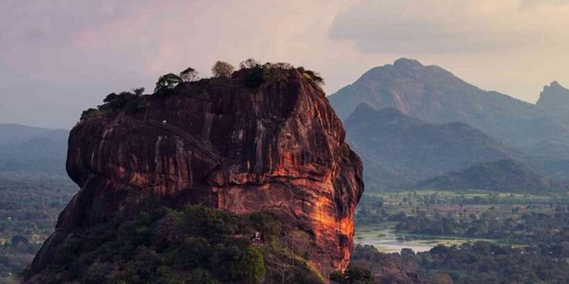 From Colombo: Sigiriya and Dambulla Full-Day Private Tour - Colombo pickup to Dambulla: managing the long road and early start