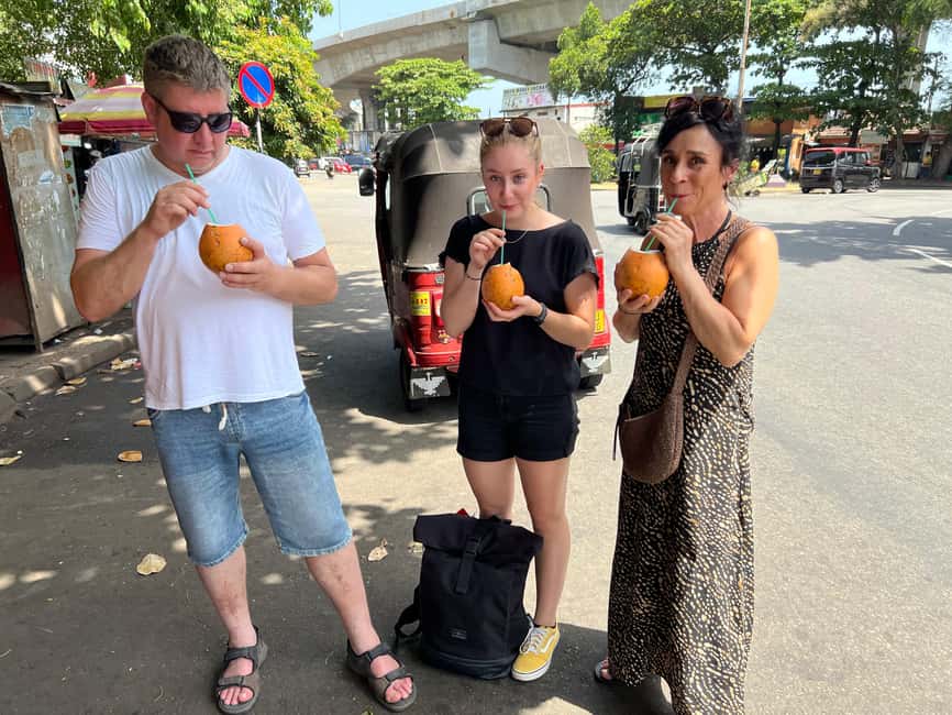 From Negombo: Colombo City Tour by Tuk Tuk with Hotel Pickup - Tea Tasting and the Optional Gem Shop: Two Stops, Two Different Moods
