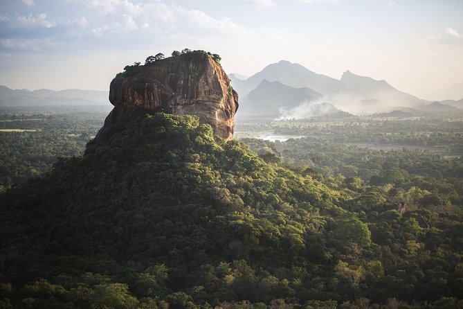 Full-Day Private Tour to Sigiriya and Dambulla - Transportation comfort from Colombo: when the vehicle choice really matters