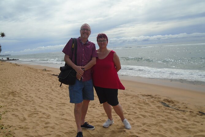 Fun and Scenic Negombo Tour by Tuk Tuk - Negombo Fish Market: beachfront seafood energy
