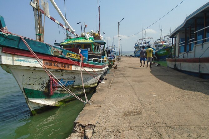 Fun and Scenic Negombo Tour by Tuk Tuk - Sri Muthu Mari Amman Temple: the Hindu side of Negombo