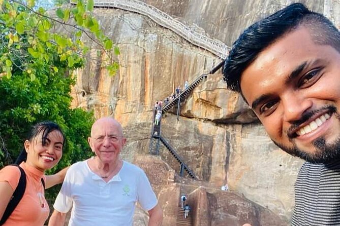 Guided Multi-Day Journey around Sri Lanka with Expert Driver - Day 2: Dambulla Cave Temple, Kandy’s Tooth Relic, and the Kandyan dance show