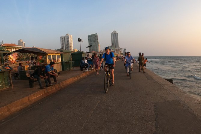 Luxury Night Cycle Tour of Colombo - Quick highlights you should care about