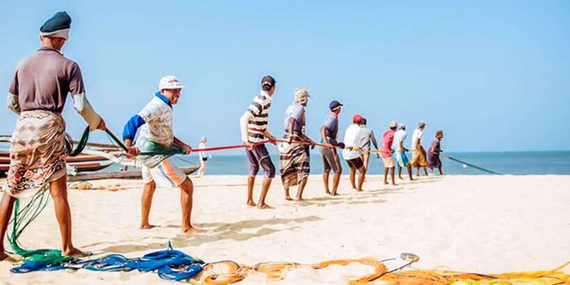 Negombo: Fishing Village Highlights Private Tour by Tuk Tuk - Key Things You’ll Notice on This Negombo Tuk-Tuk Tour