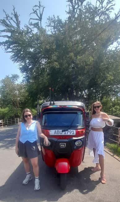 Personal Guided Colombo City Tour by Tuk Tuk - All Inclusive - Quick hits you’ll feel during the ride