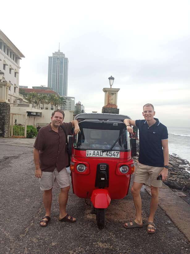 Personal Guided Colombo City Tour by Tuk Tuk - All Inclusive - Why a private tuk tuk works so well in Colombo