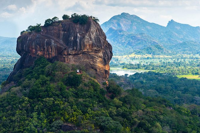 Private day tour to Sigiriya and Dambulla from Colombo - Dress code: the small rule that can change your whole day