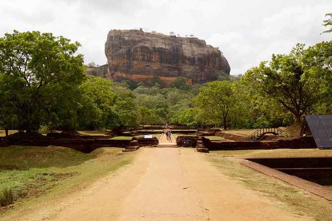 Private Day Trip to Sigiriya, cave and National park Safari Tour - The long-day challenge: traffic, heat, and no lunch cushion