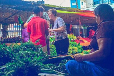 Rustic taste & Cultural tales Food Tour Colombo - Cinnamon Gardens Stop: Free Admission and Upmarket Energy