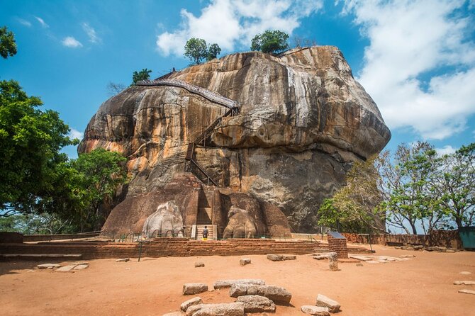 Sigiriya and Dambulla Cave Temple Private Day Trip From Bentota - Traditional breakfast and lunch: the value isn’t just the sights