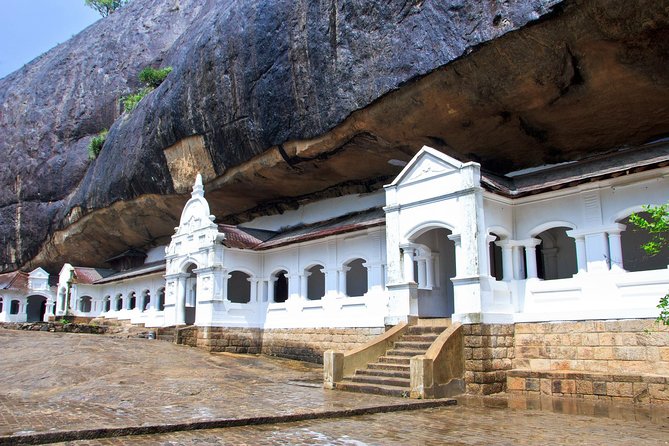 Sigiriya city tour from Negombo & Colombo with traditional Lunch. - Price and what $114 really covers