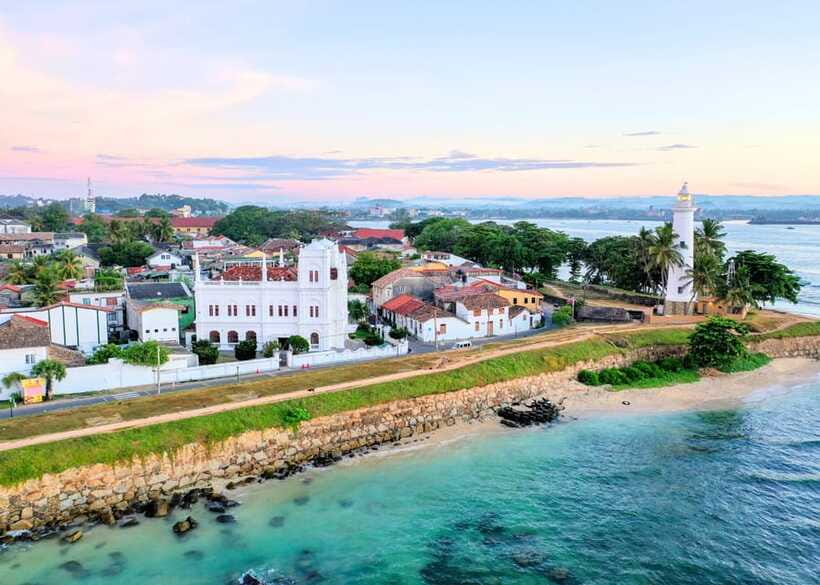 Sri Lanka 5-Day Private Country Side Tour Car, Hotels, Food - Day 5: Galle Fort walk and Bentota River boat safari with mangroves