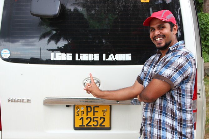 Sri Lanka 8 Tage 7 Nächte Tour mit privatem Fahrer - Getting started in Negombo: your meeting point, pickup, and comfort