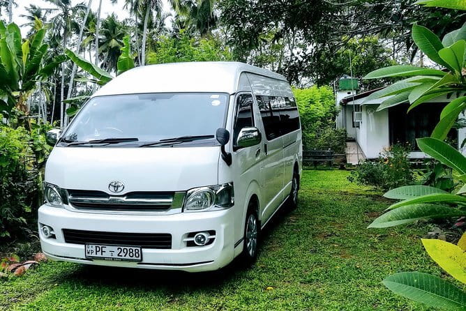 Sri Lanka Private car charter with driver and fuel. - Colombo pickup and how to use short time well