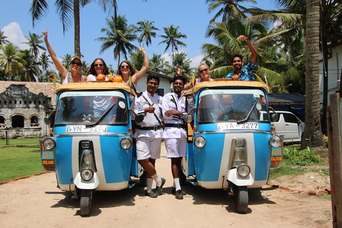 "THE ORIGINALS" Tuk Tuk Safari Colombo, the first and the best. - Drivers and safety: what to expect from the guide-driver