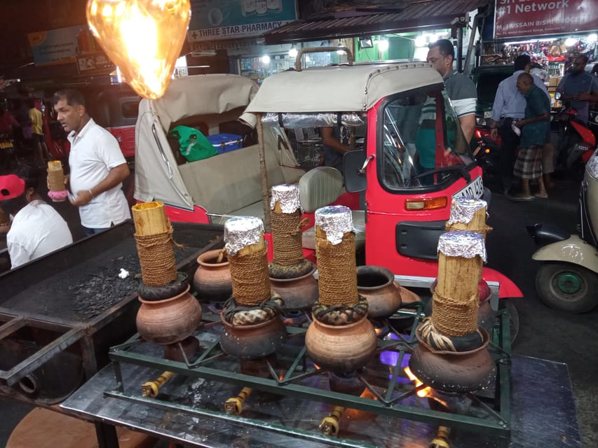 Tuk Trip is Very Cheap in Colombo (All-inclusive ) city tour - Gangaramaya Temple and Sri Kailawasanatan Swami Temple: short visits with real context