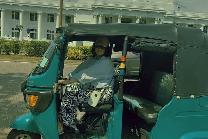 Tuk-Tuk City Tour Colombo SL - A Time-Smart Route That Doesn’t Burn You Out