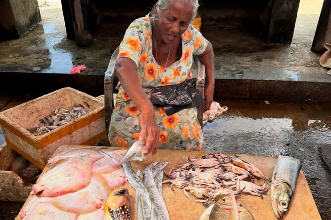 Visit Negombo by Scooty - All Inclusive - Food and Street Scene: Where the Tour Shines